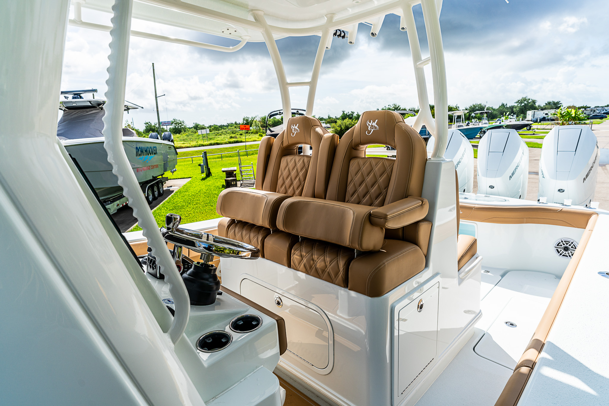 2027 YELLOWFIN 36 OFFSHORE - Image 11