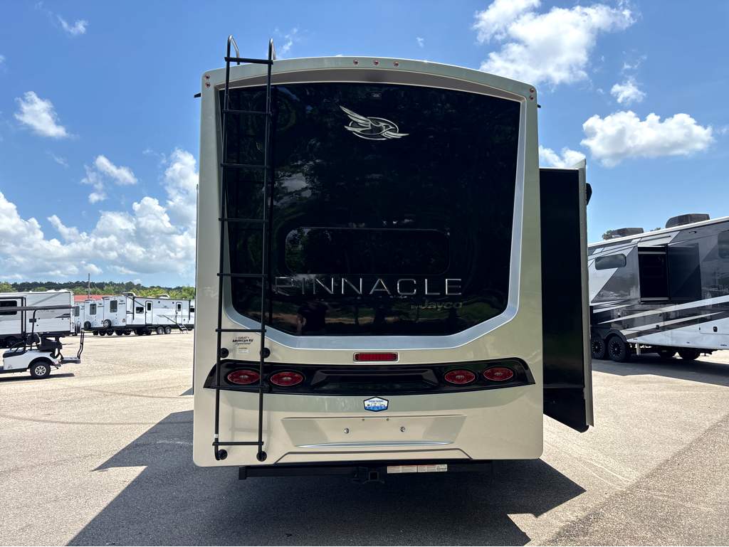 2026 JAYCO PINNACLE 38FBRK - Image 5