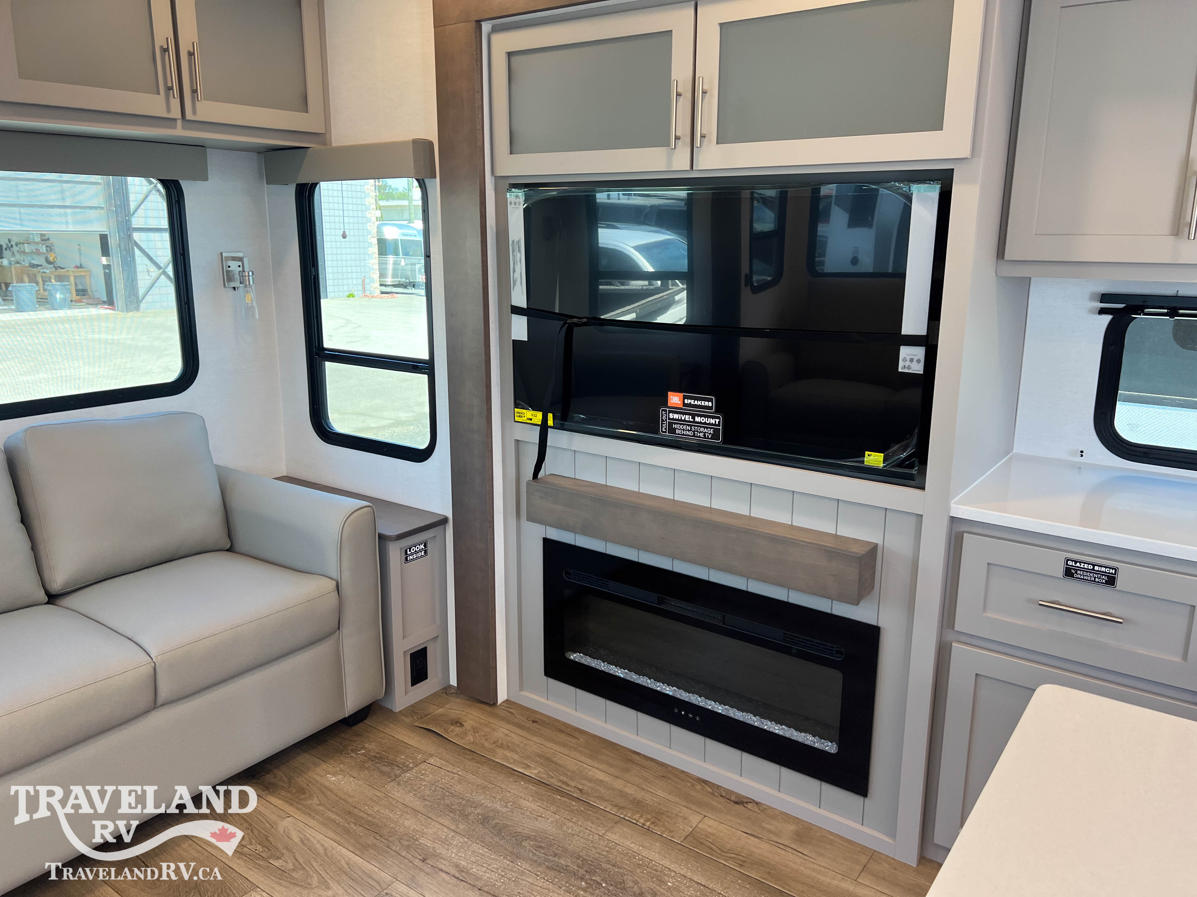 2026 Alliance RV AVENUE 32RLS - Image 18