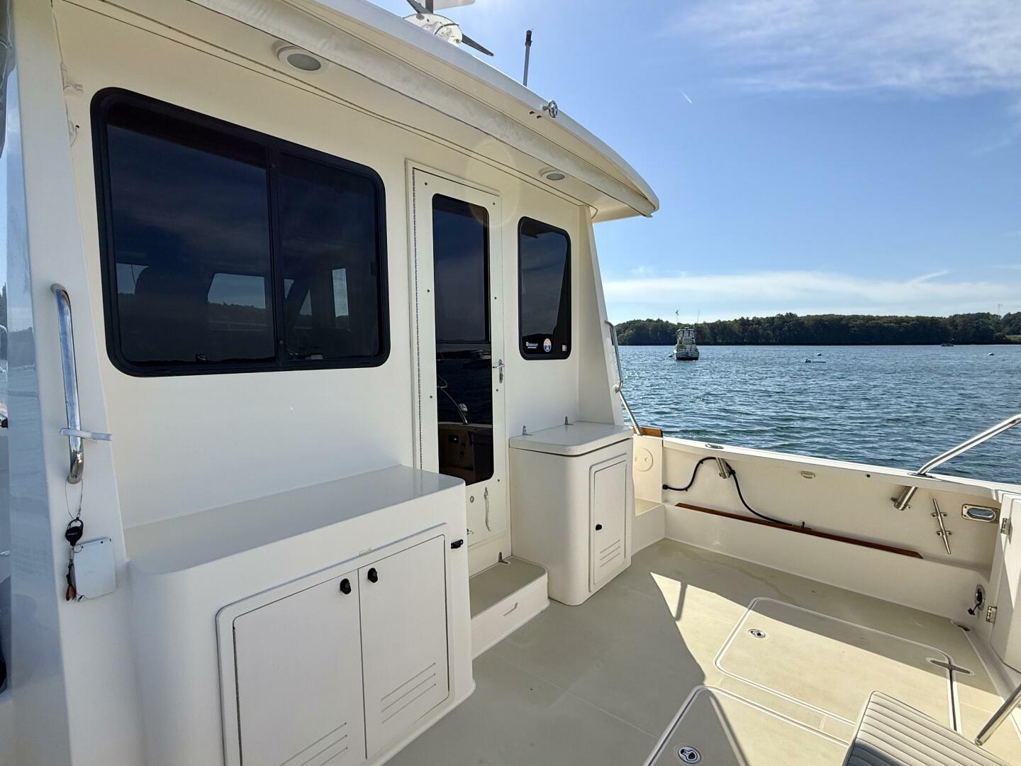 2006 Sabre 42 Sedan - Image 22