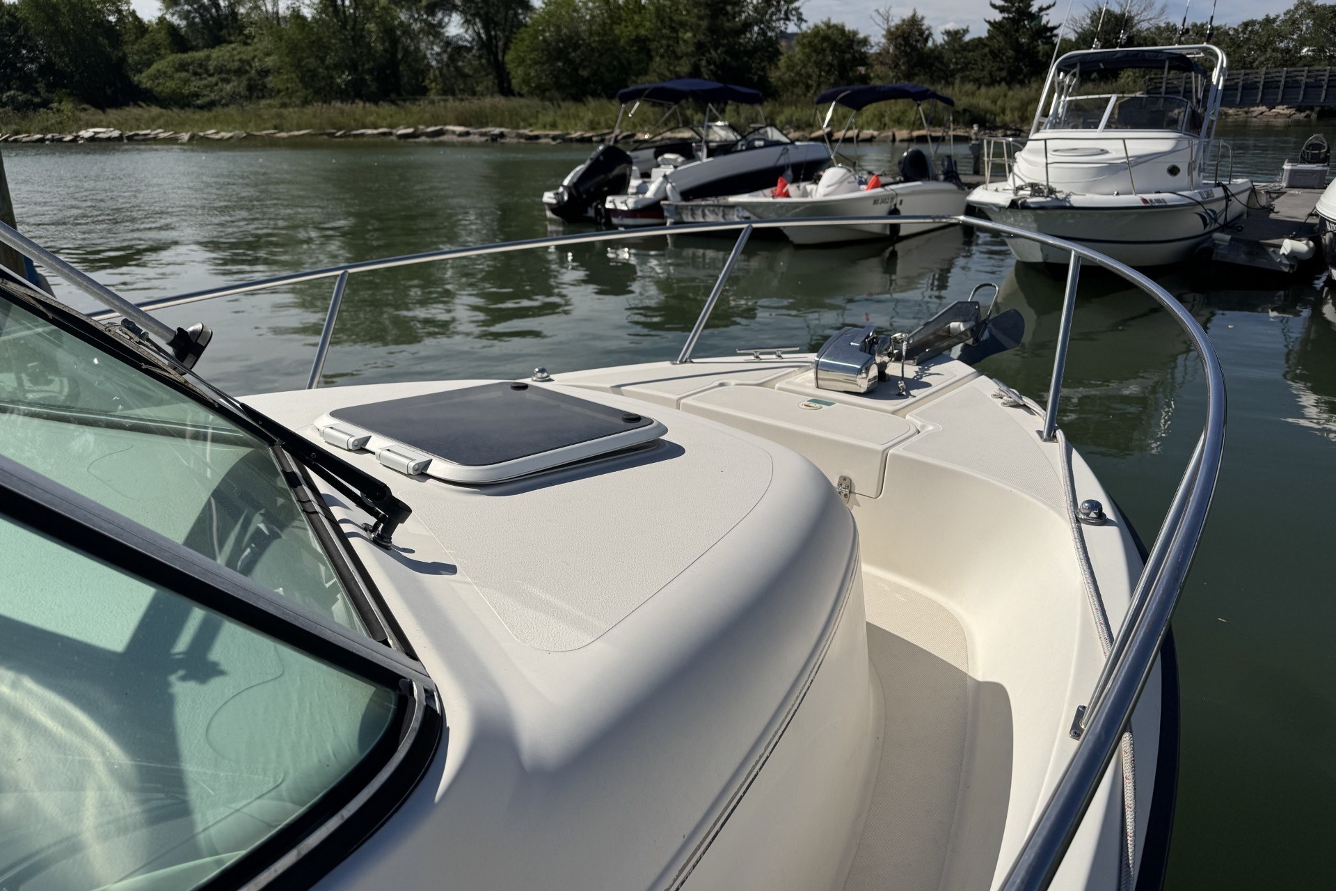 1999 Pursuit 2470 Walkaround - Image 18