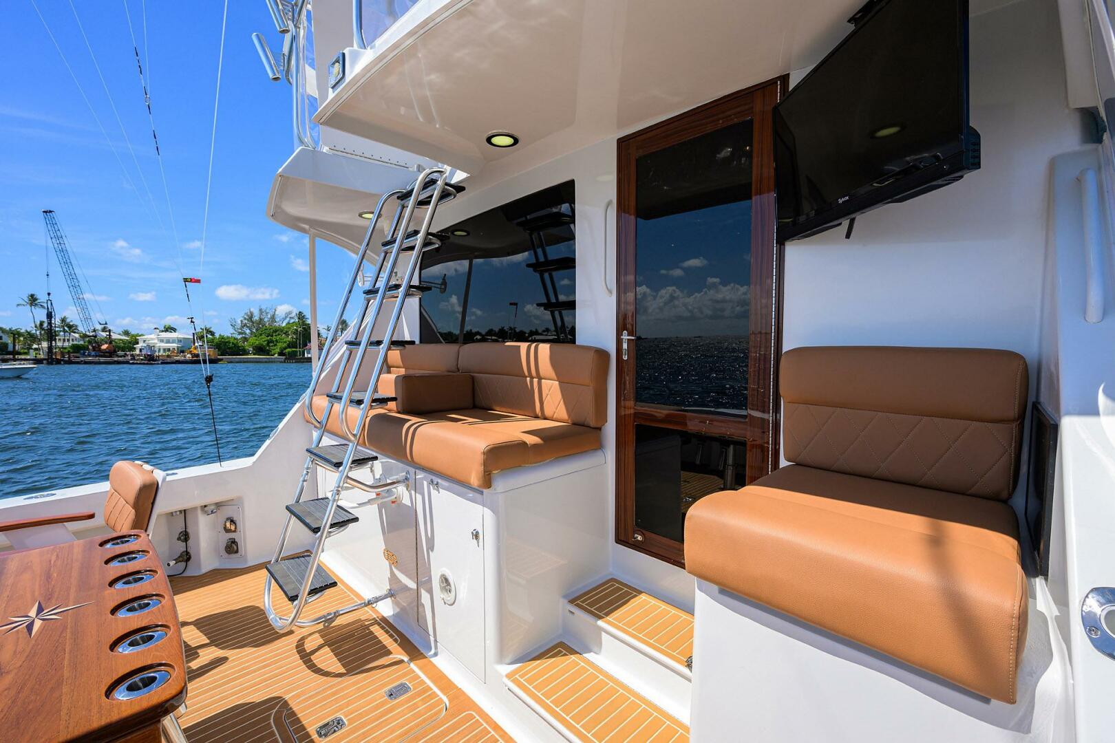 2001 Hatteras 43 Convertible Base - Image 59