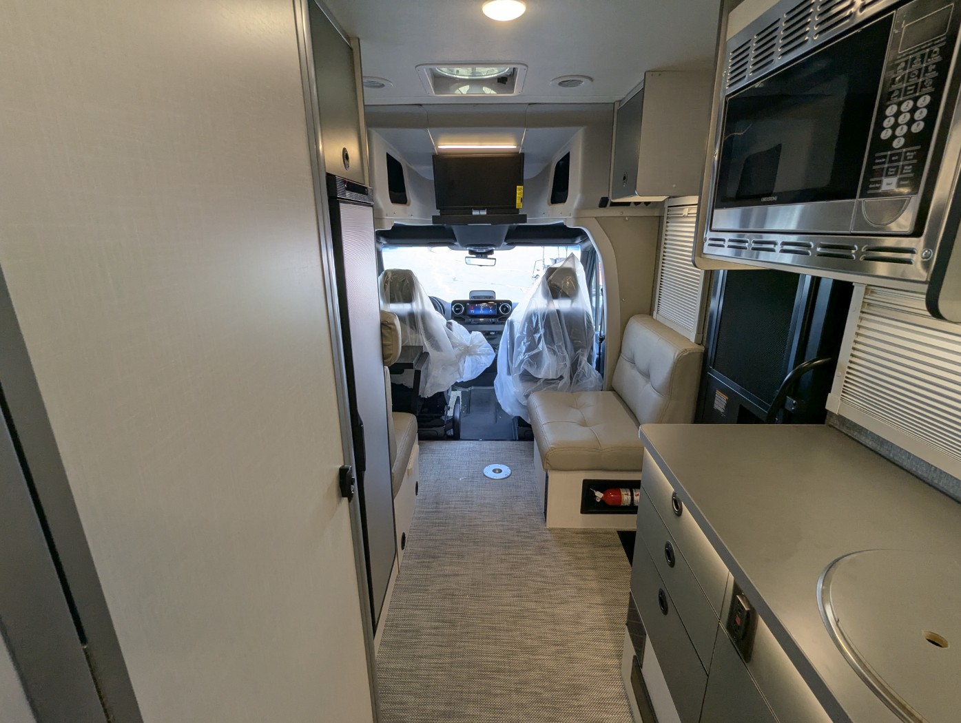 2026 Winnebago EKKO Sprinter 23B AWD - ATH EDITION - Image 28