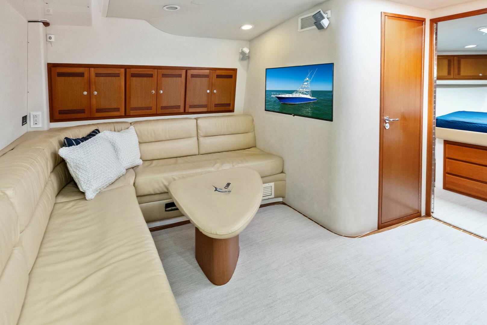 2006 Cabo 45 Express - Image 35