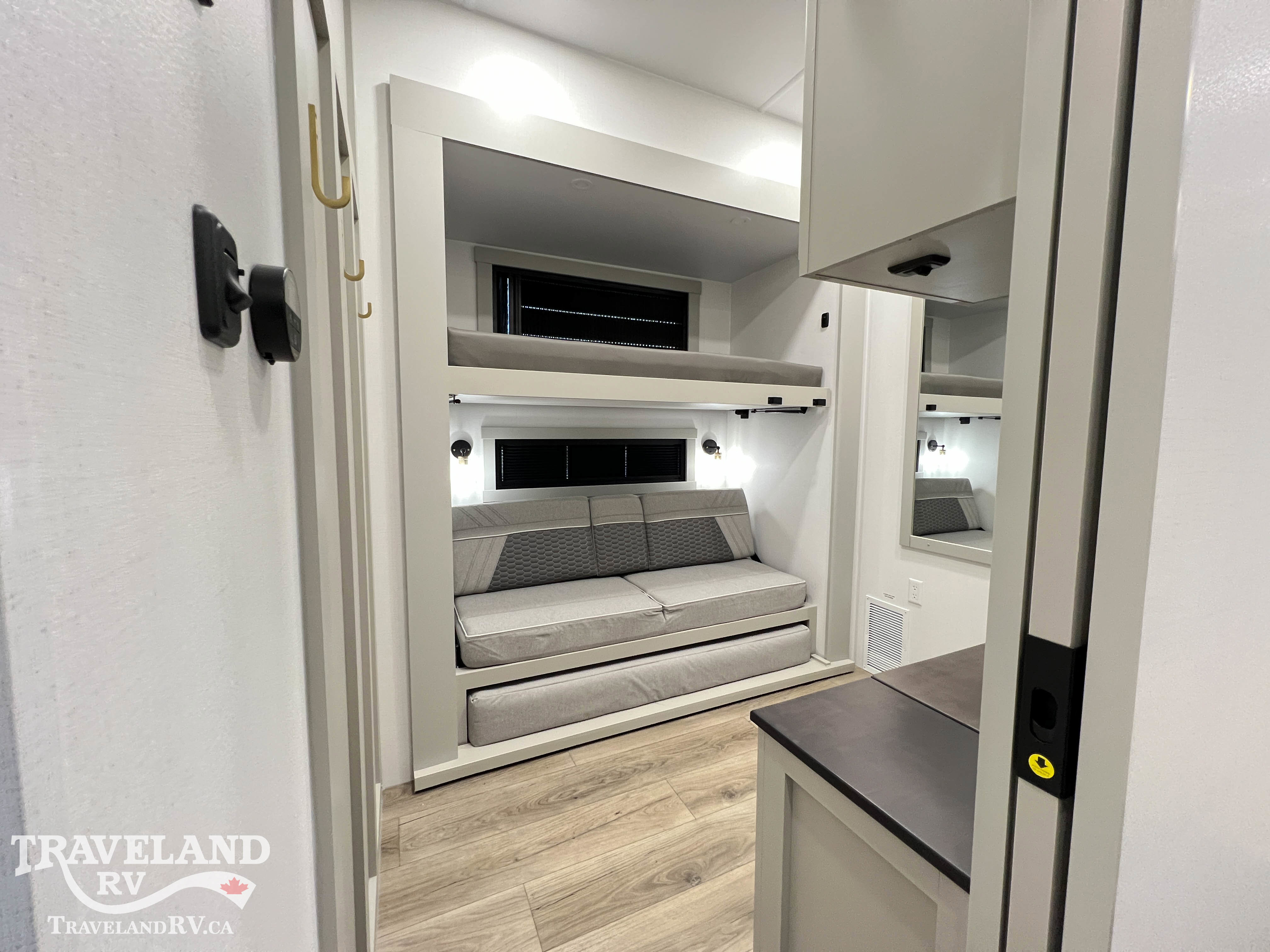2026 Brinkley RV Model Z 3610 - Image 32