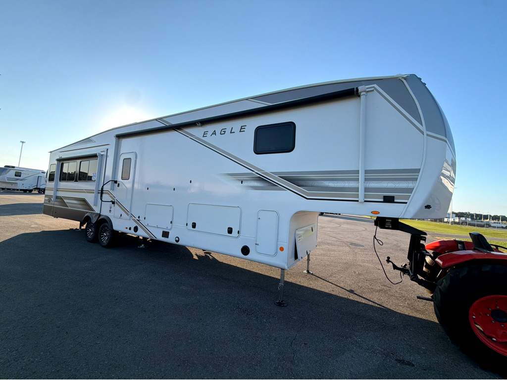 2027 JAYCO EAGLE 355MBQS - Image 1