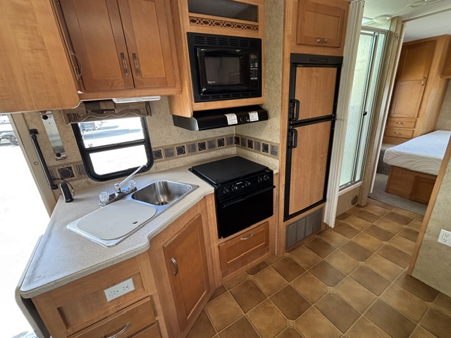 2010 SUNSEEKER 3100 - Image 20