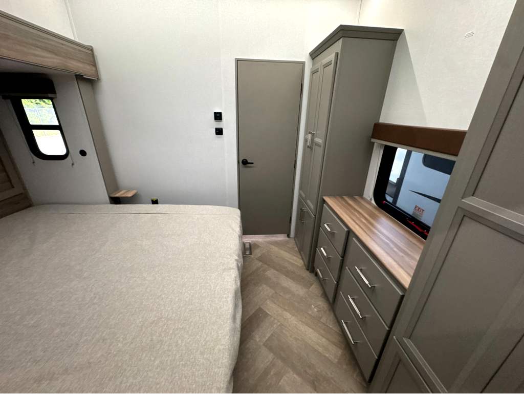 2026 Keystone SPRINTER 3800FLB - Image 28