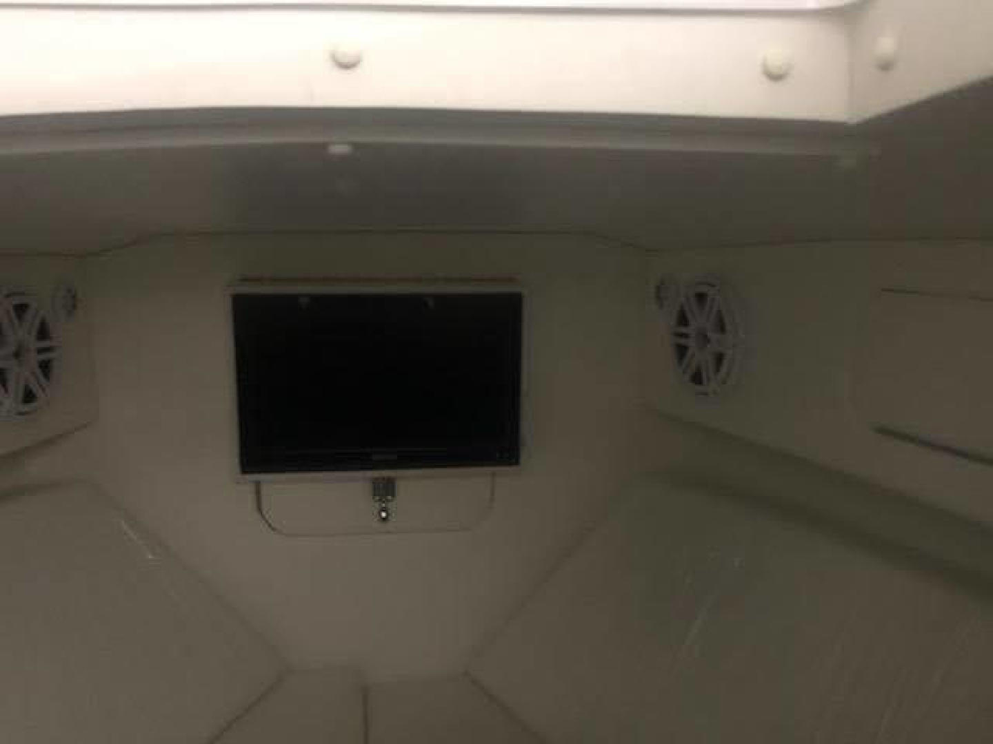2019 Midnight Express 39 Cuddy - Image 13