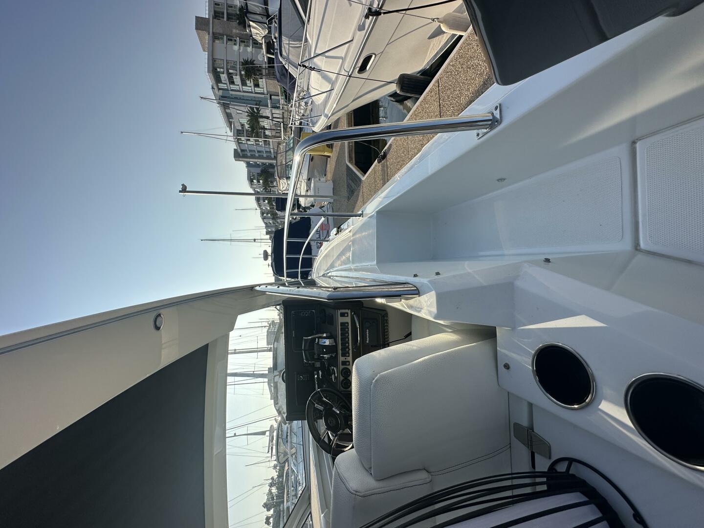 2017 Cruisers Yachts 390 Express Coupe - Image 63