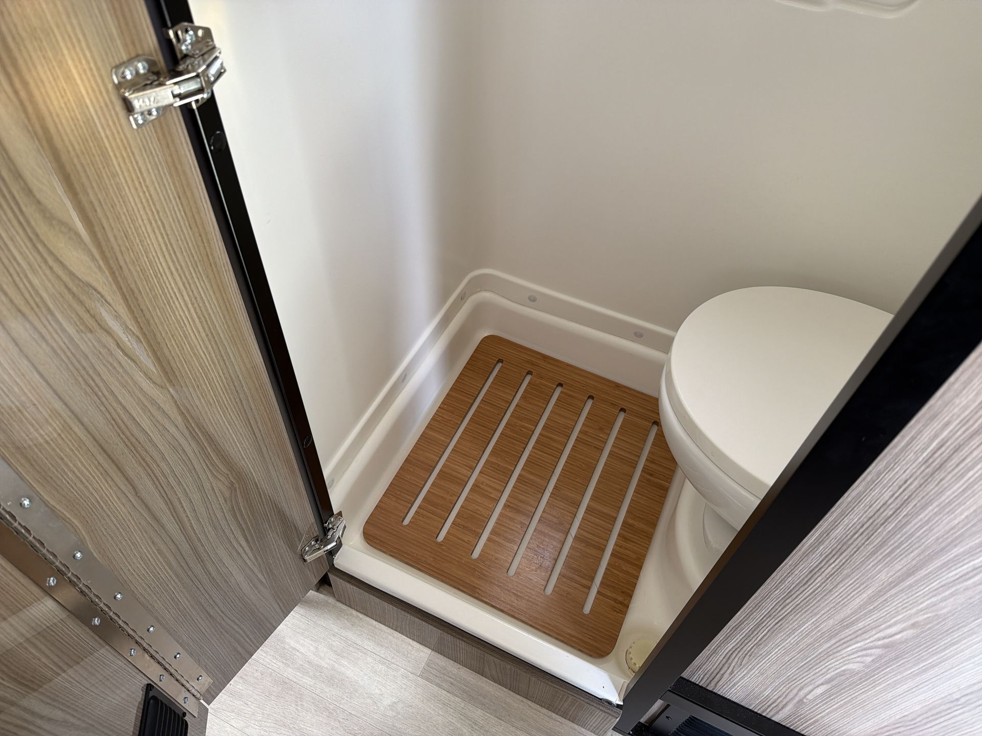 2020 Winnebago Boldt 70BL - Image 22