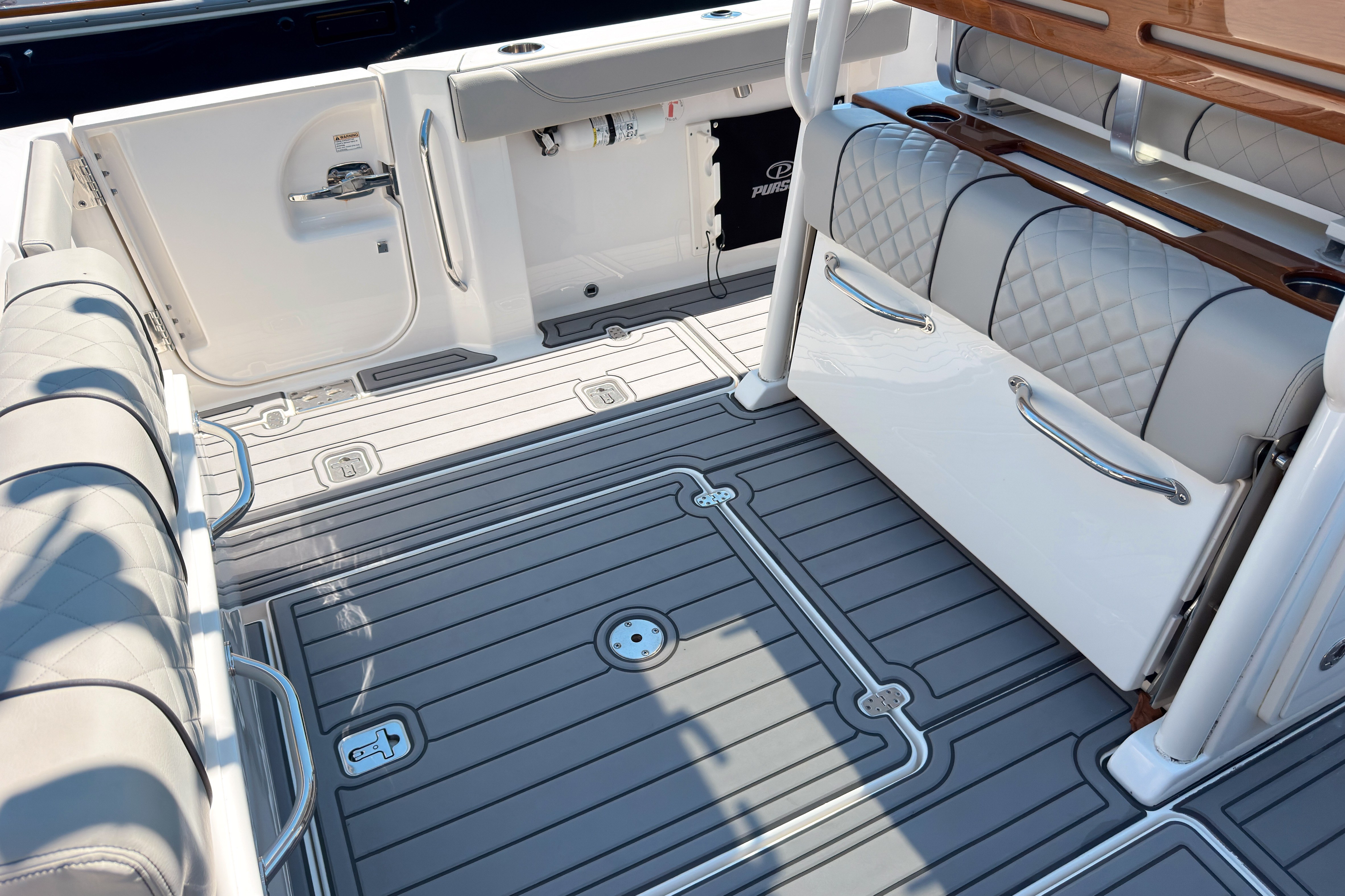 2022 PURSUIT S 288 Sport Base - Image 6