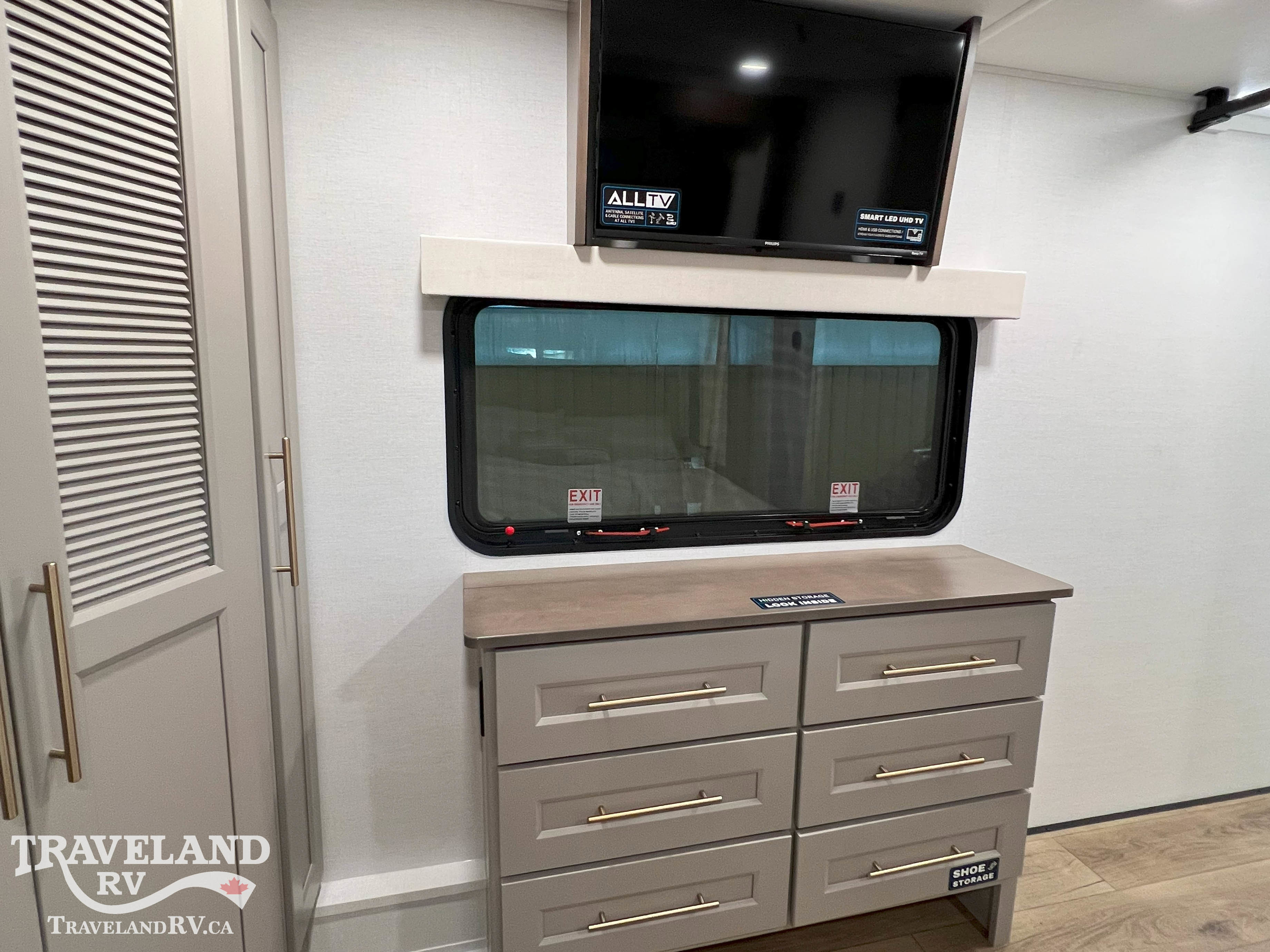 2026 Alliance RV Paradigm 310RL - Image 24