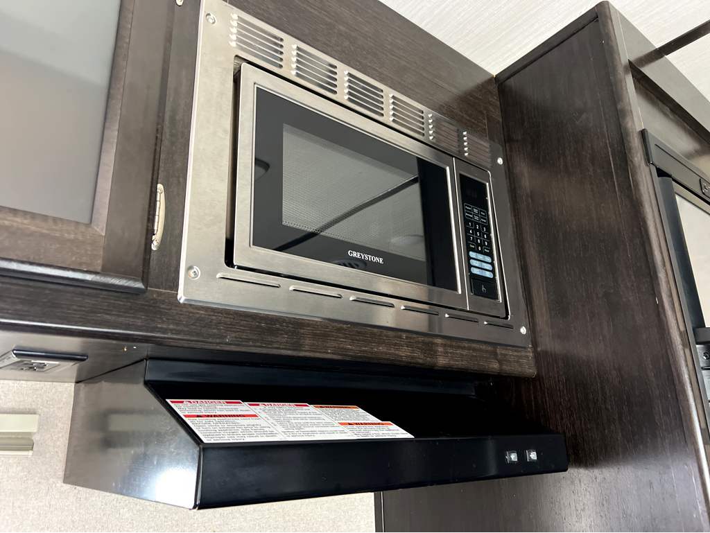 2019 COACHMEN SPIRIT 2245BH - Image 11