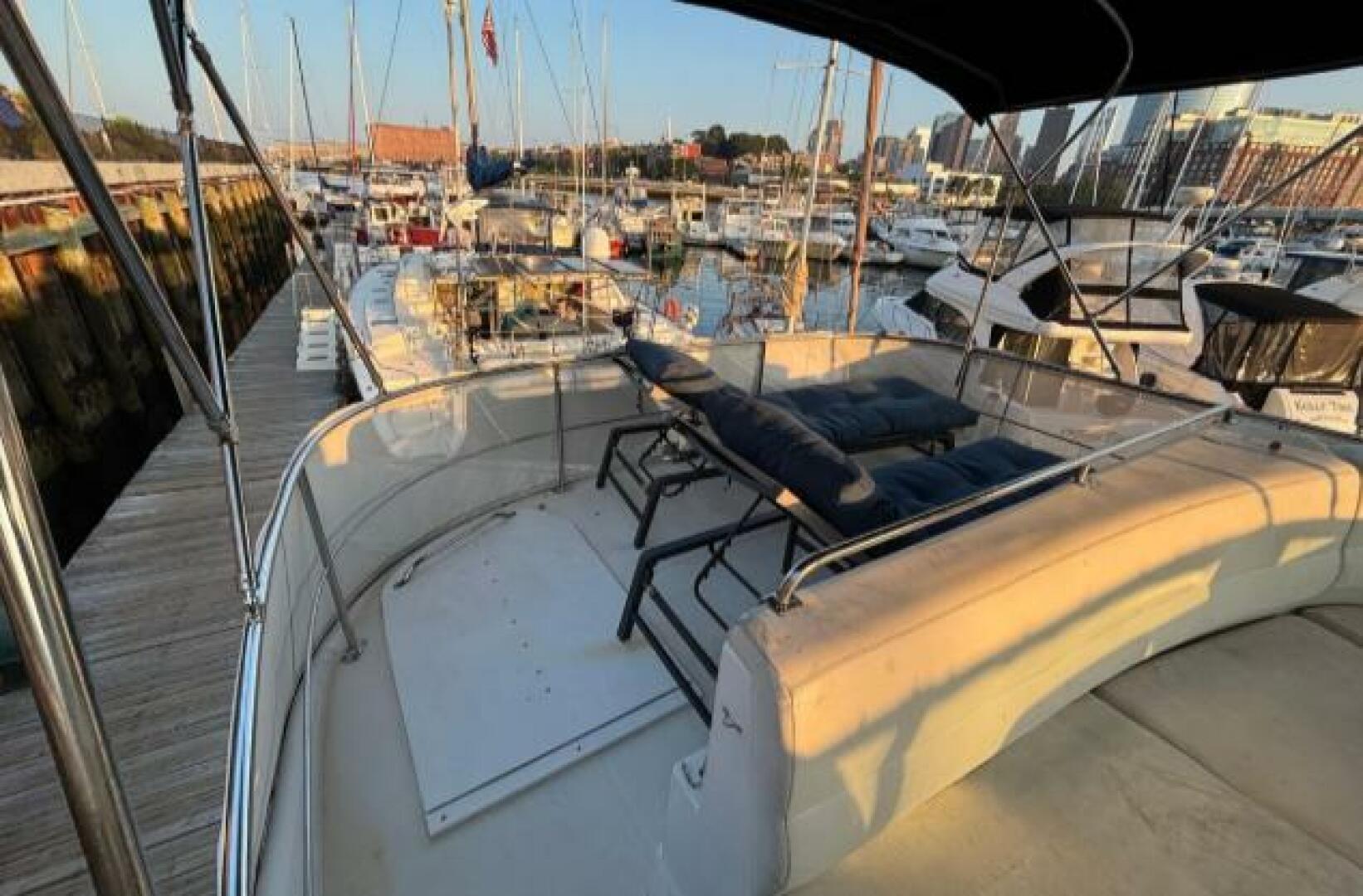 1998 Carver 530 Voyager - Image 42