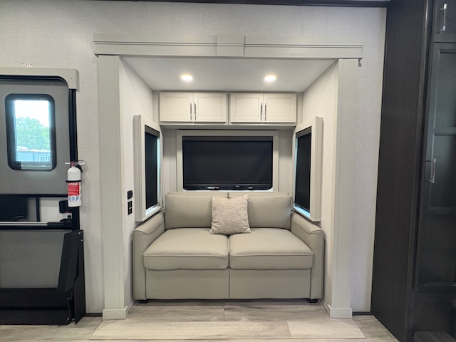 2026 Keystone Alpine 3820FK - Image 15