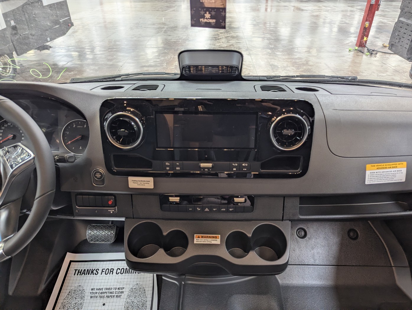 2027 Storyteller Overland TOUR MODE XL - Image 13