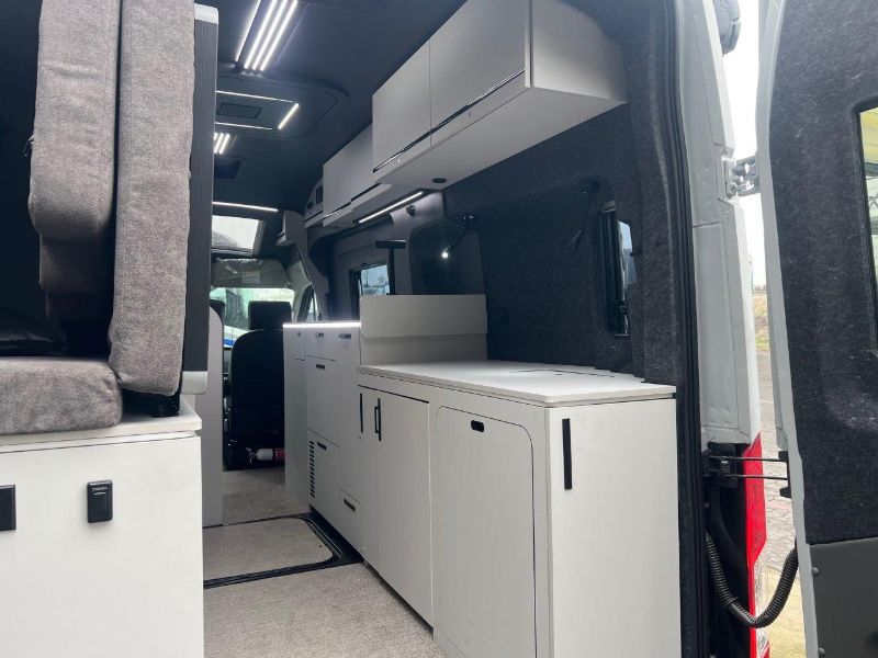 2026 Grand Design Lineage Series VT LVT1 - Image 9
