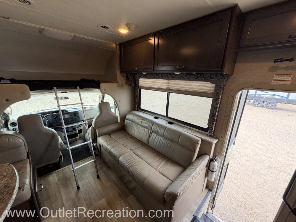 2019 THOR FOUR WINDS 28Z - Image 8