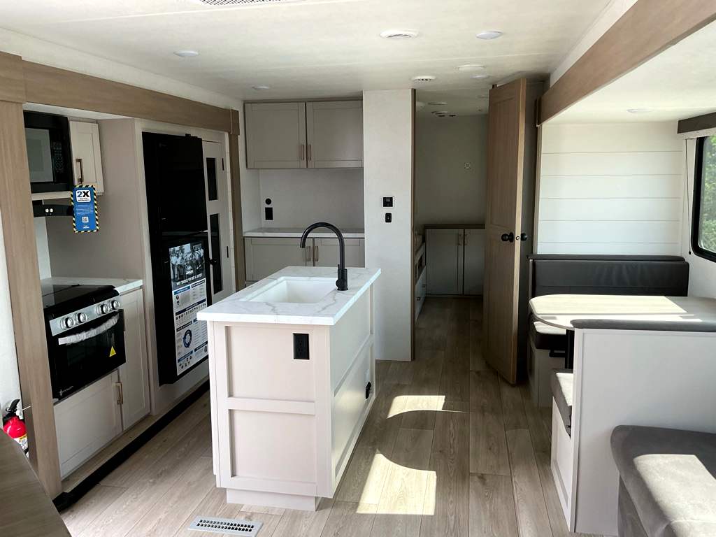 2027 JAYCO Jay Flight 333BTS - Image 9
