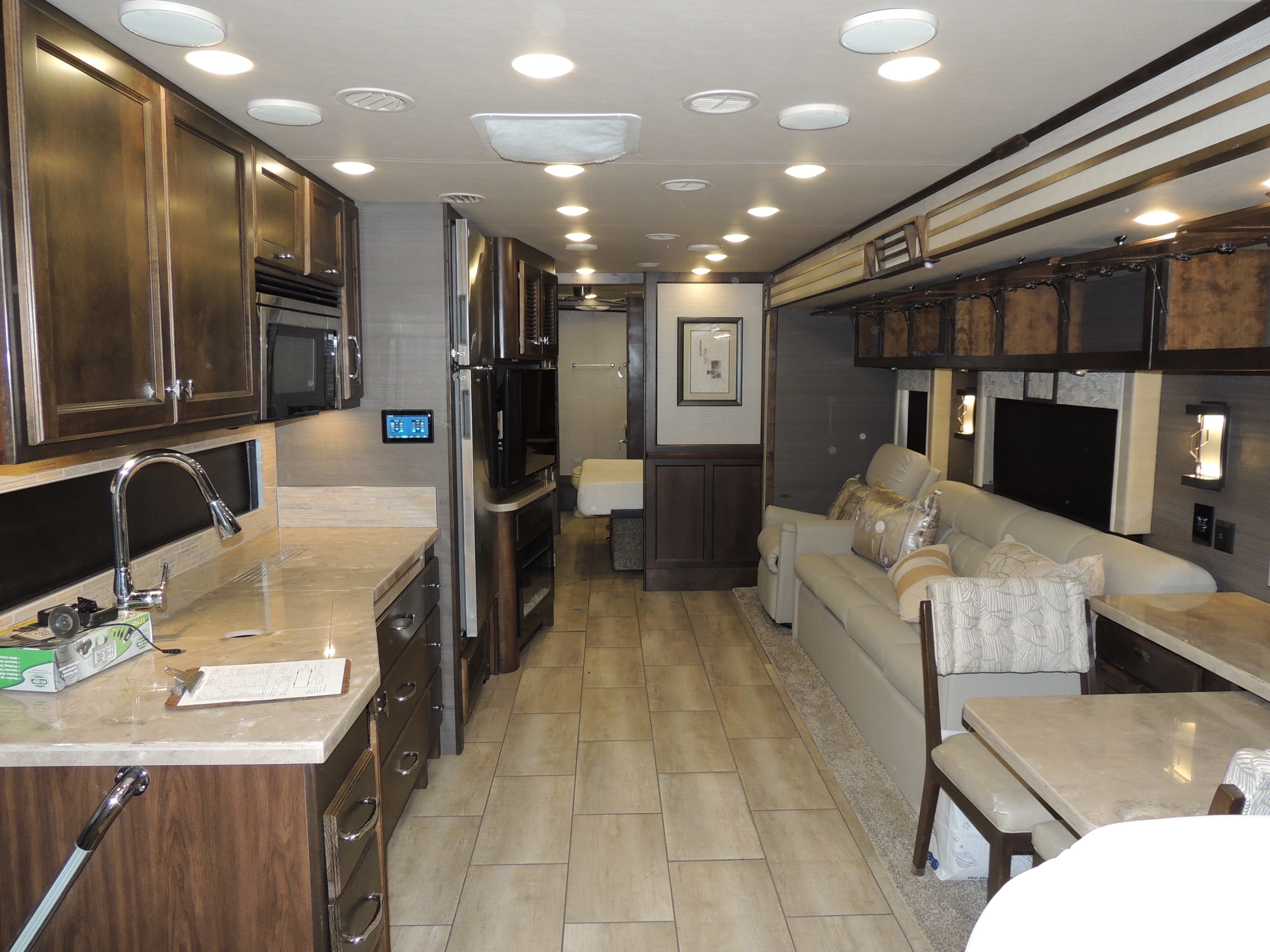 2020 Tiffin Allegro OPEN ROAD - exterior 4