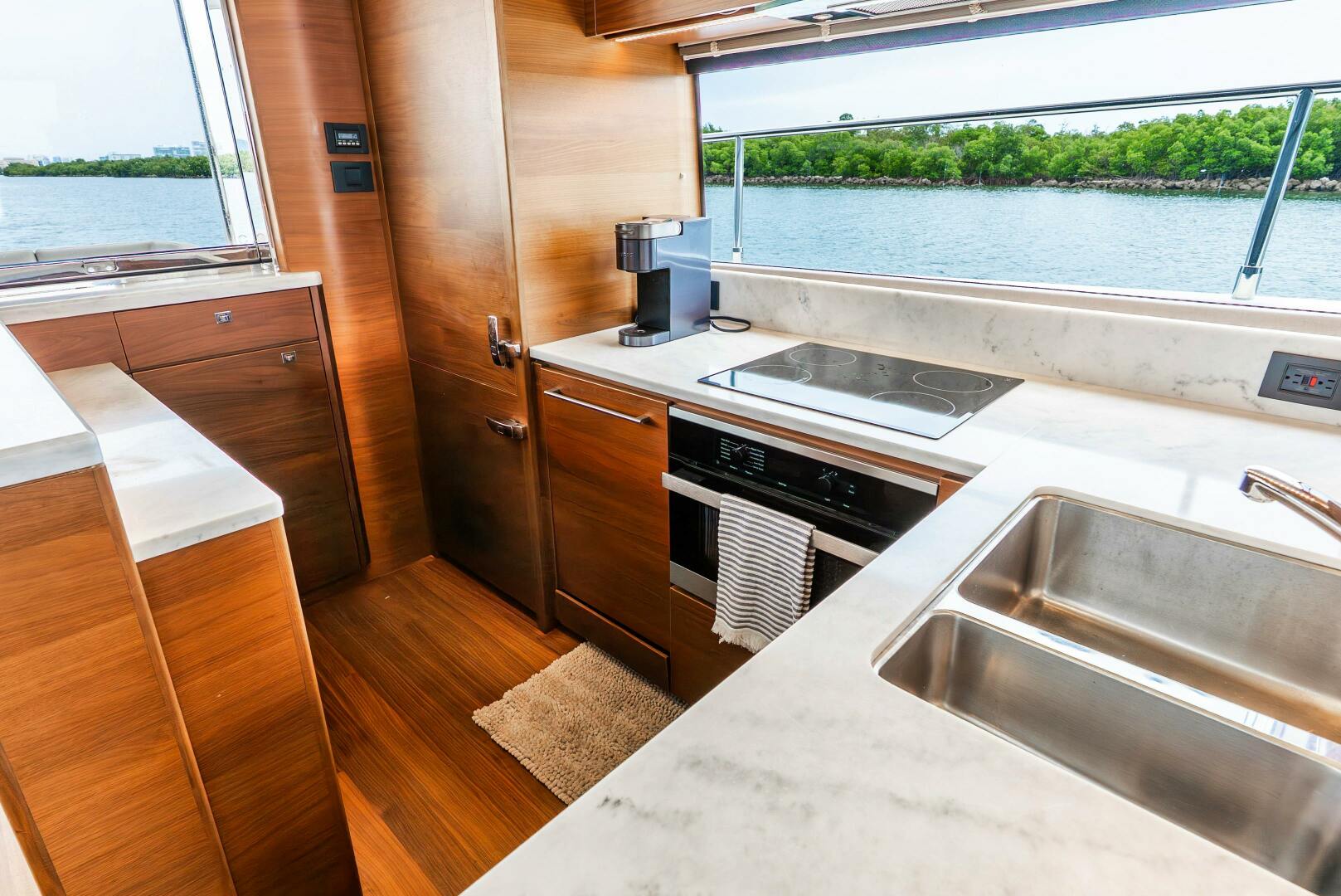 2018 Princess Yachts - Image 28