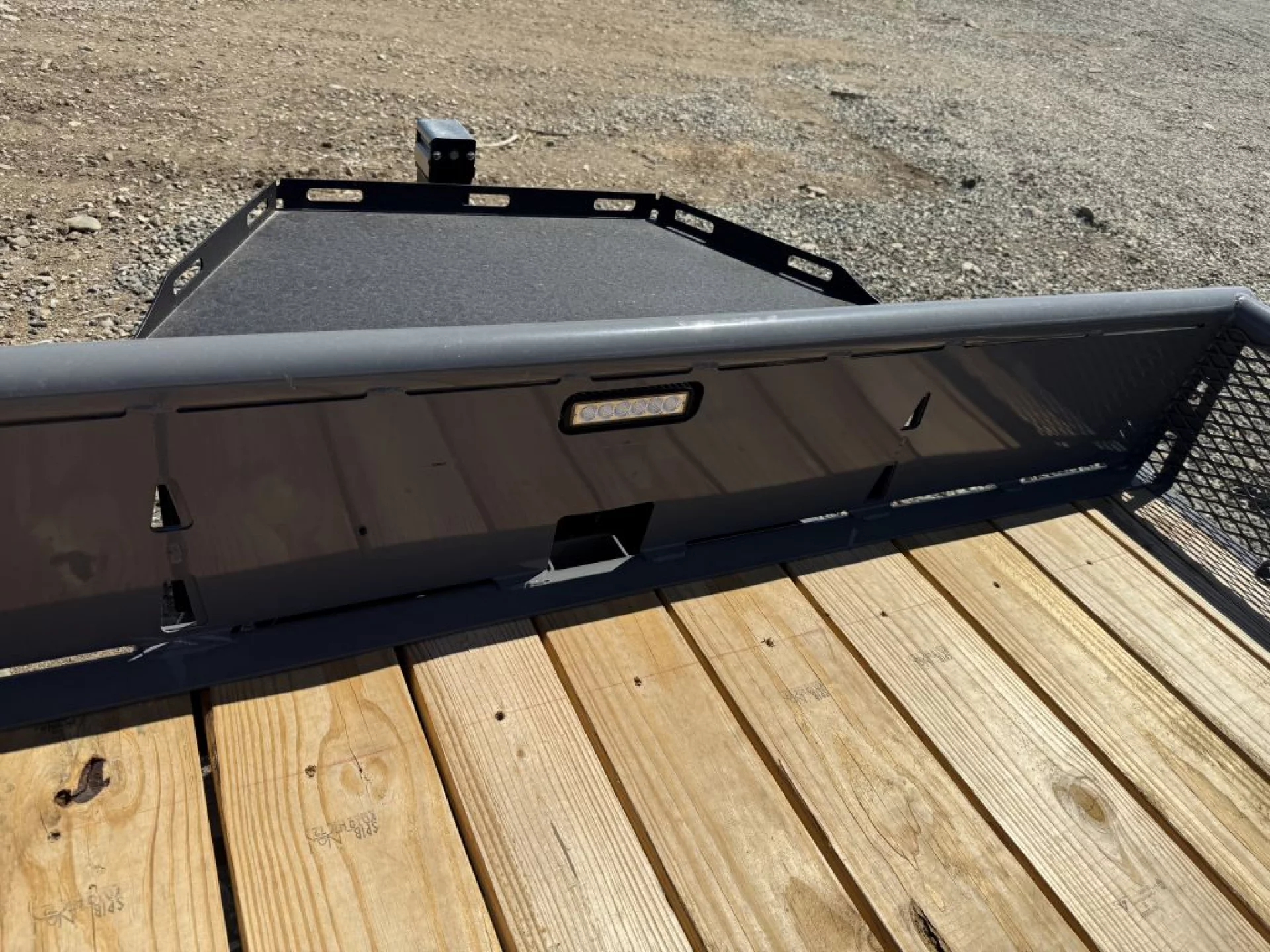 2026 DIAMOND C TRAILERS DIAMOND C GTU235-VENTURE L18X83 7K - Image 3