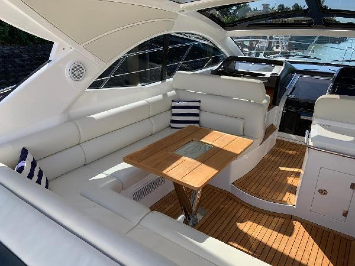 2014 Sunseeker San Remo - Image 5