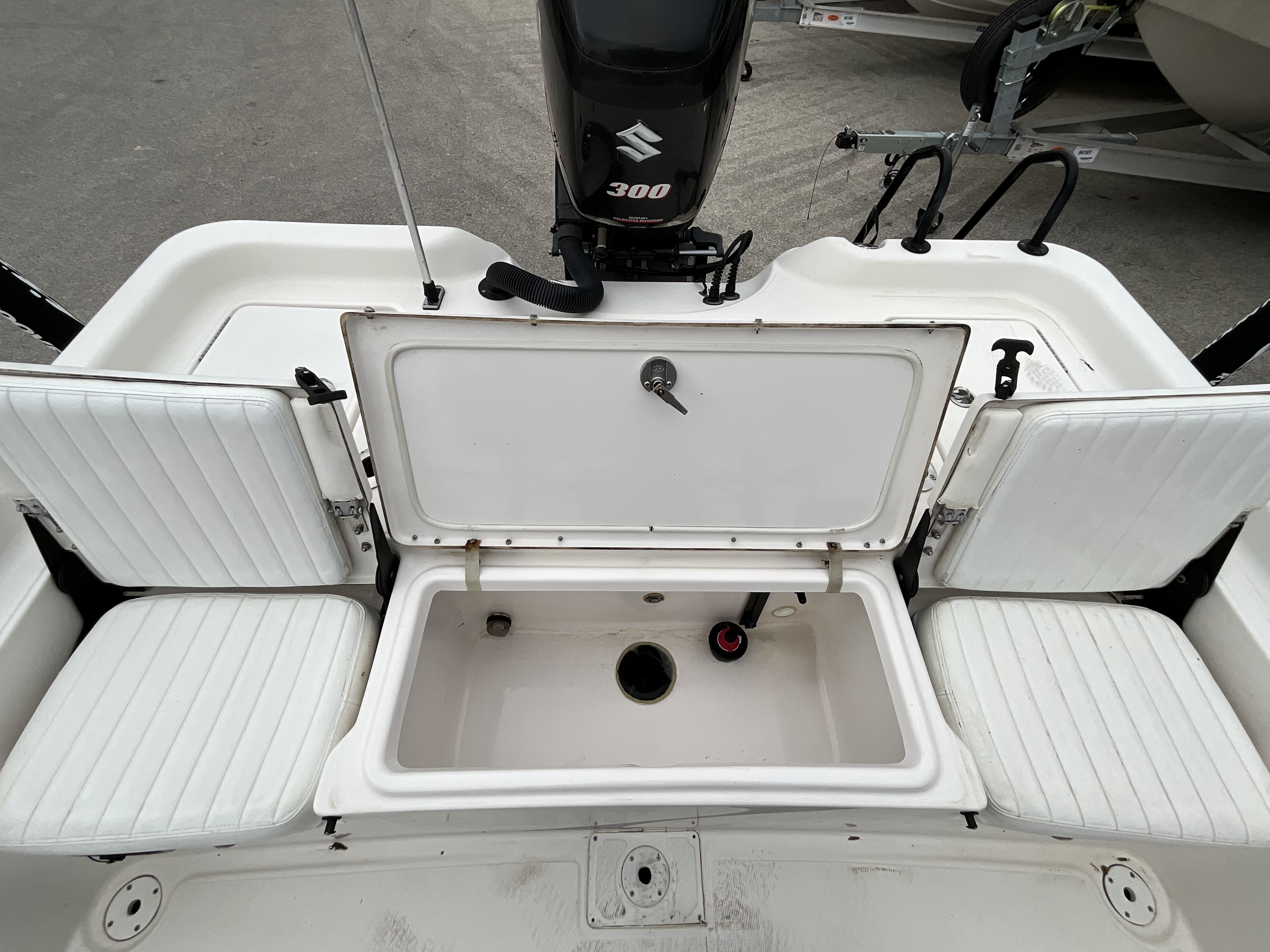 2014 BLUE WAVE PB 2400 - Image 10