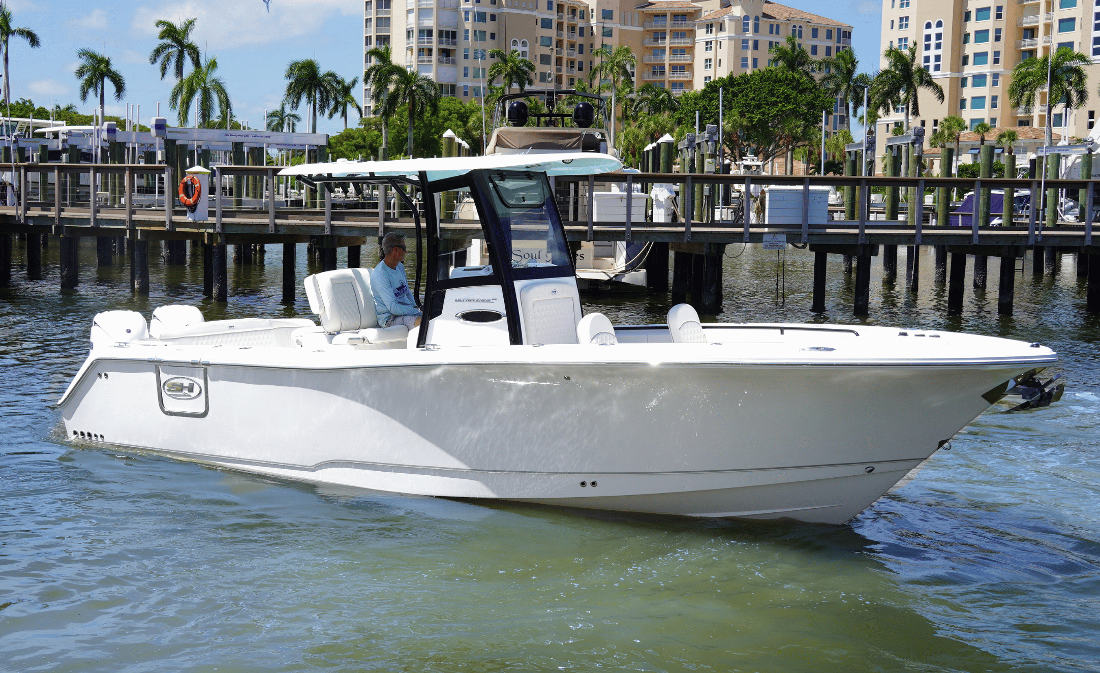 2027 SEA HUNT ULTRA 265SE - Image 7