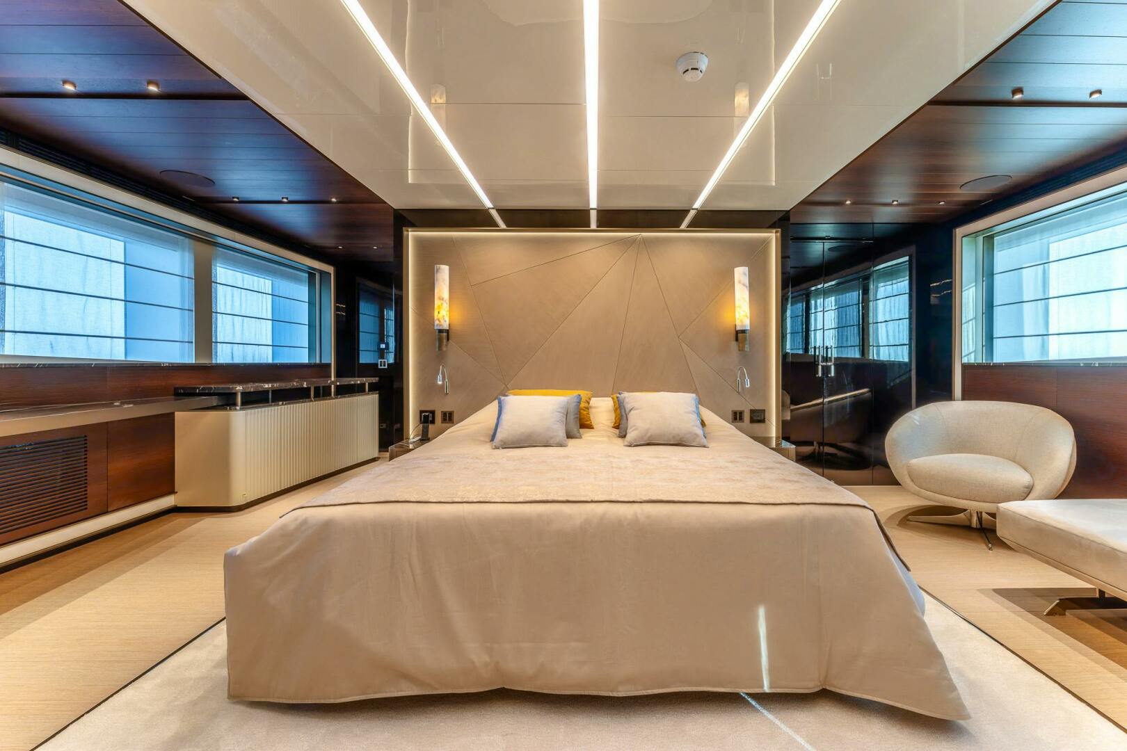 2024 AES Yacht - Image 29