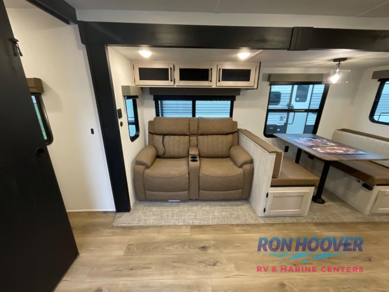 2026 PALOMINO 337BH - Image 35
