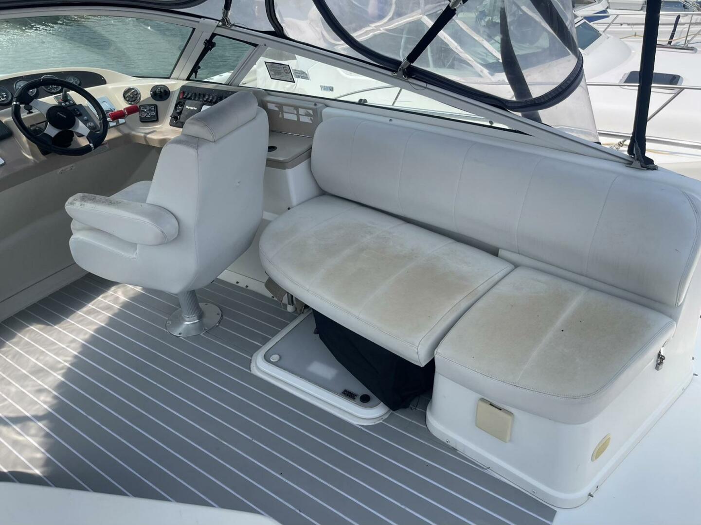 2006 Carver 36 Mariner - Image 45