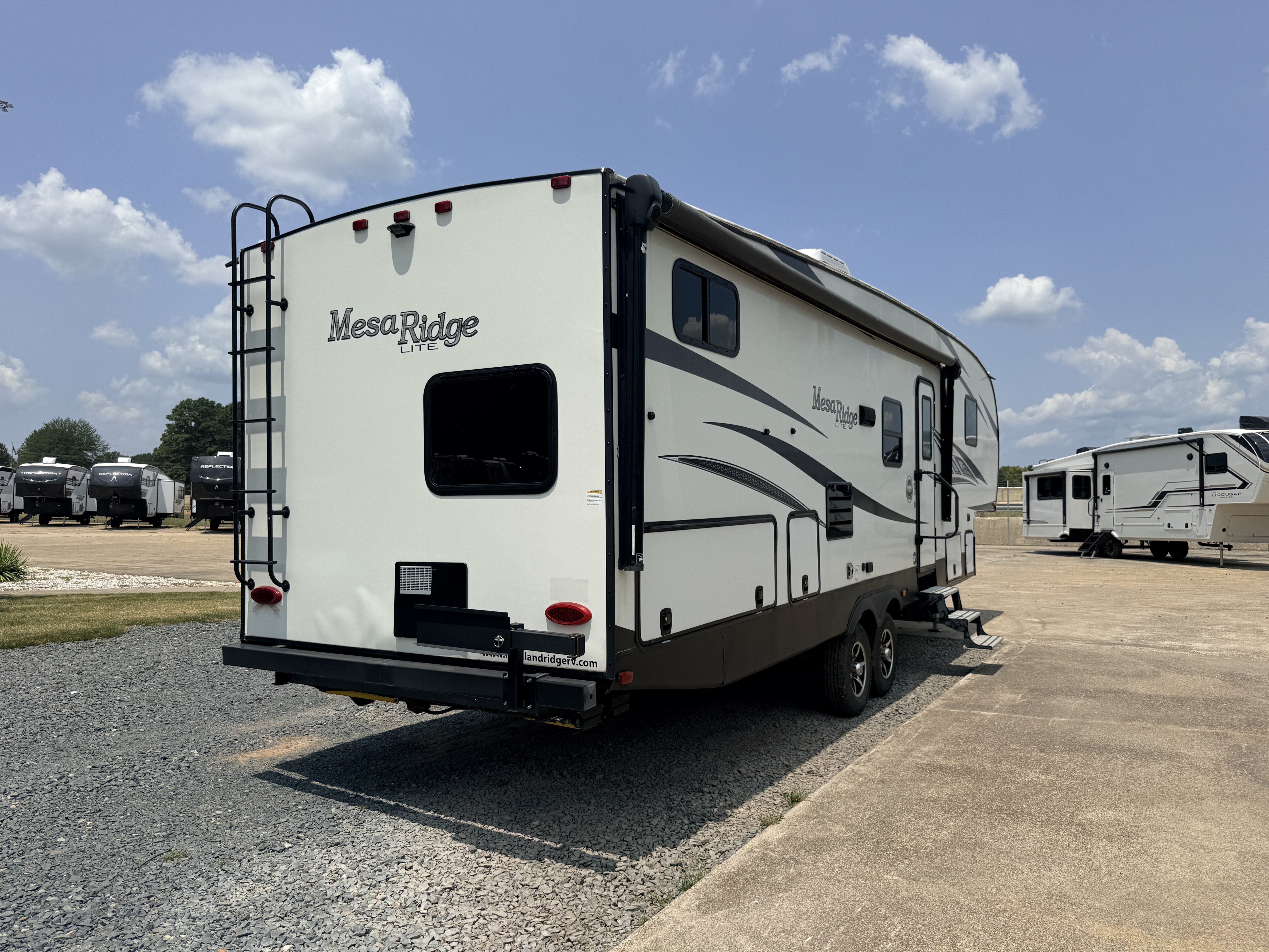 2019 Highland Ridge Mesa Ridge Lite MF2950BH - Image 8