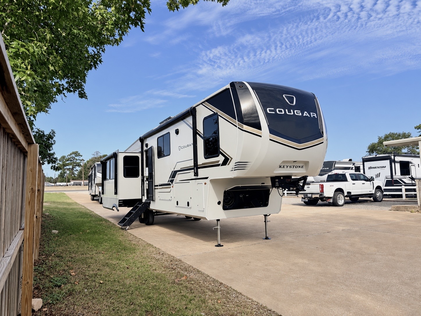 2027 Keystone Cougar 360MBI - Image 1
