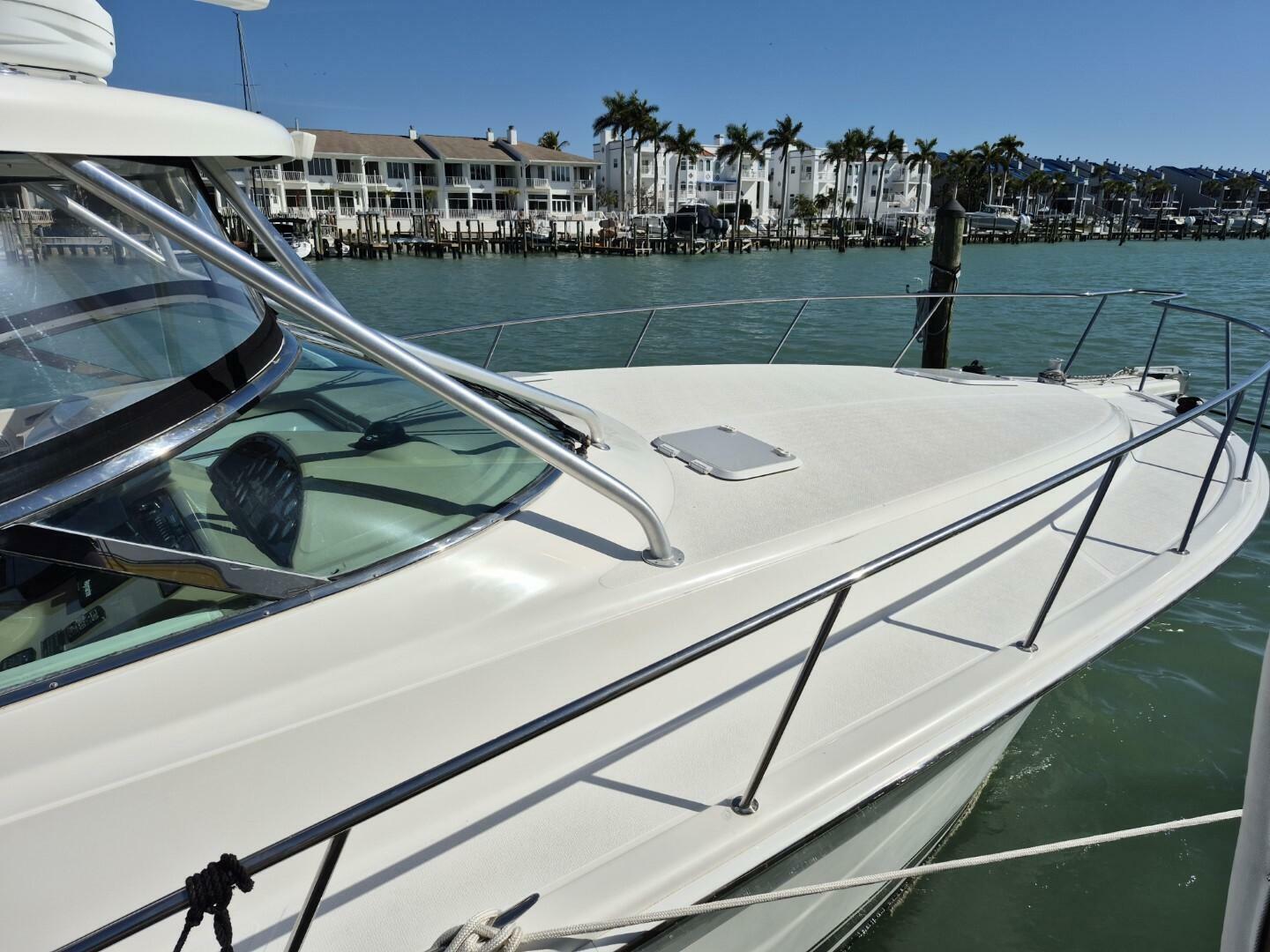 2004 Riviera 4000 Offshore - Image 4