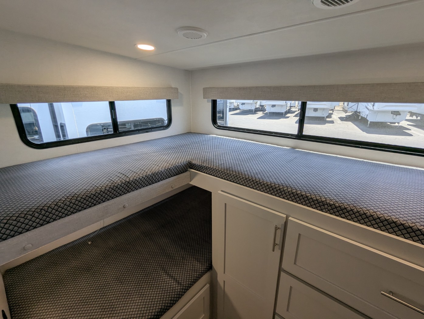 2027 Alliance RV Avenue 29BH - Image 44