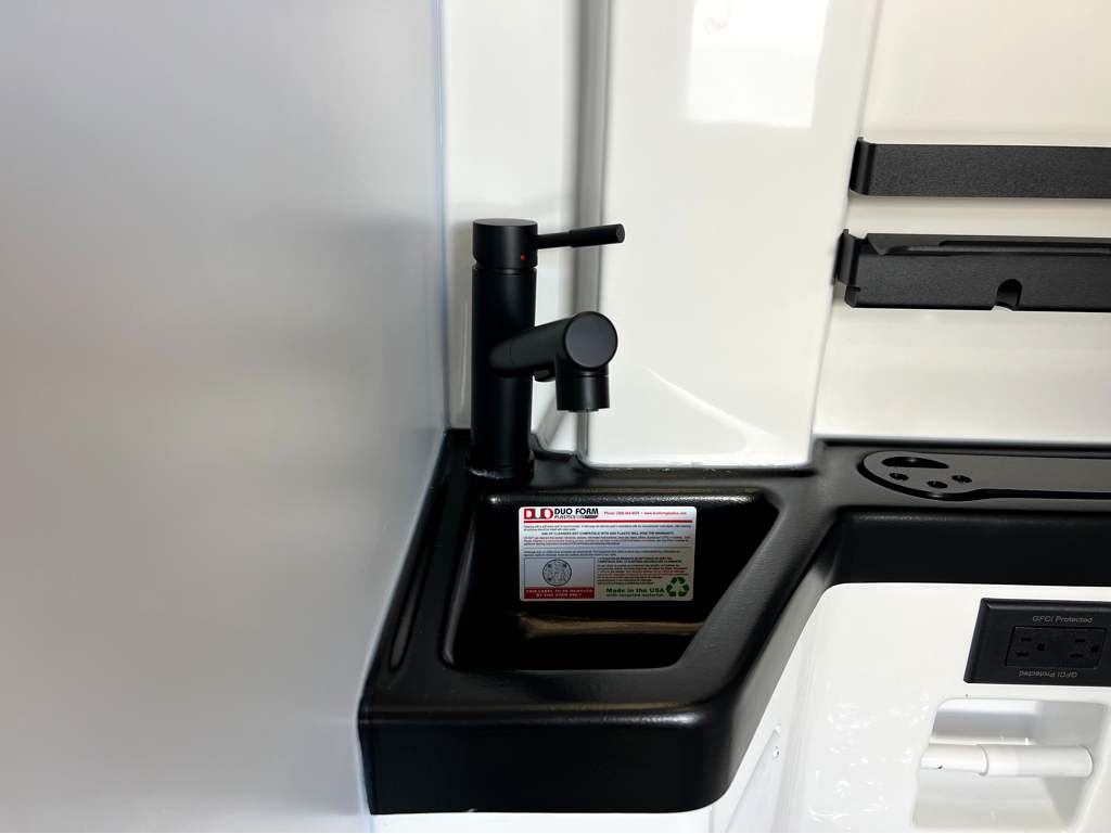 2027 GRAND DESIGN LINEAGE SERIESVP LVP2 - Image 17