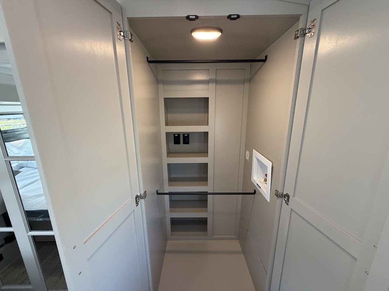 2027 JAYCO NORTH POINT 391TBBH - Image 52