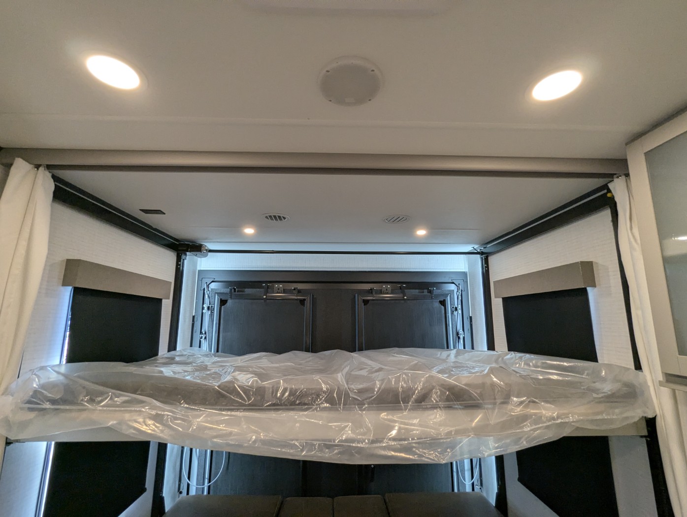 2027 Forest River Stealth 2900 - Image 27