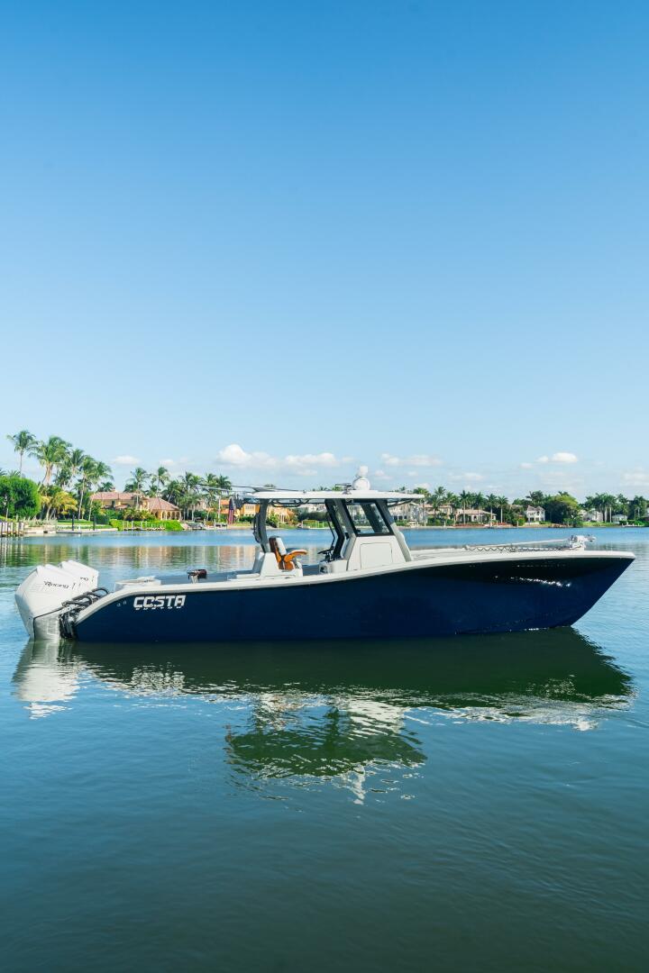 2025 Costa Custom - Image 26