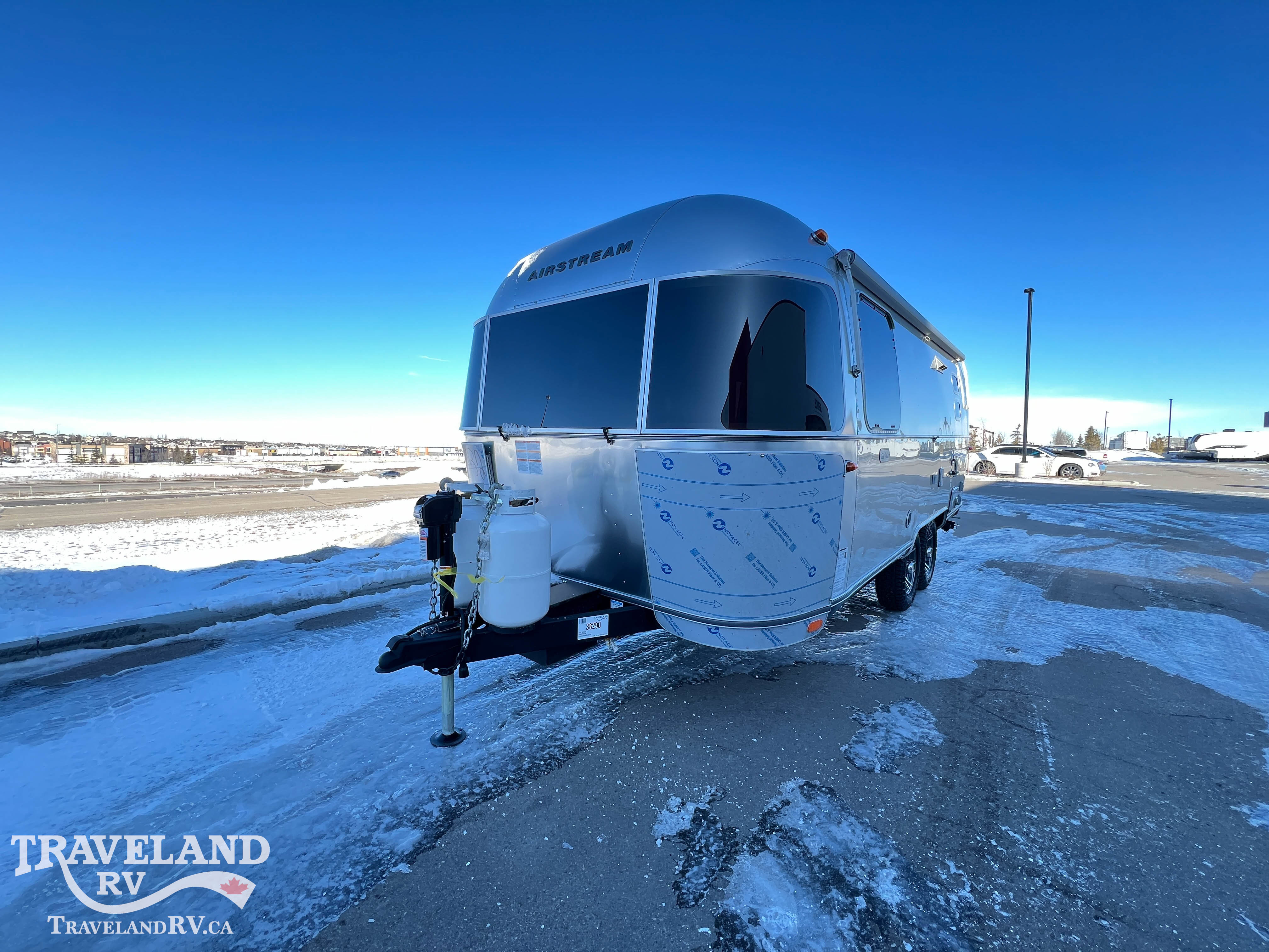 2026 Airstream Trade Wind 23FBQ - Image 5