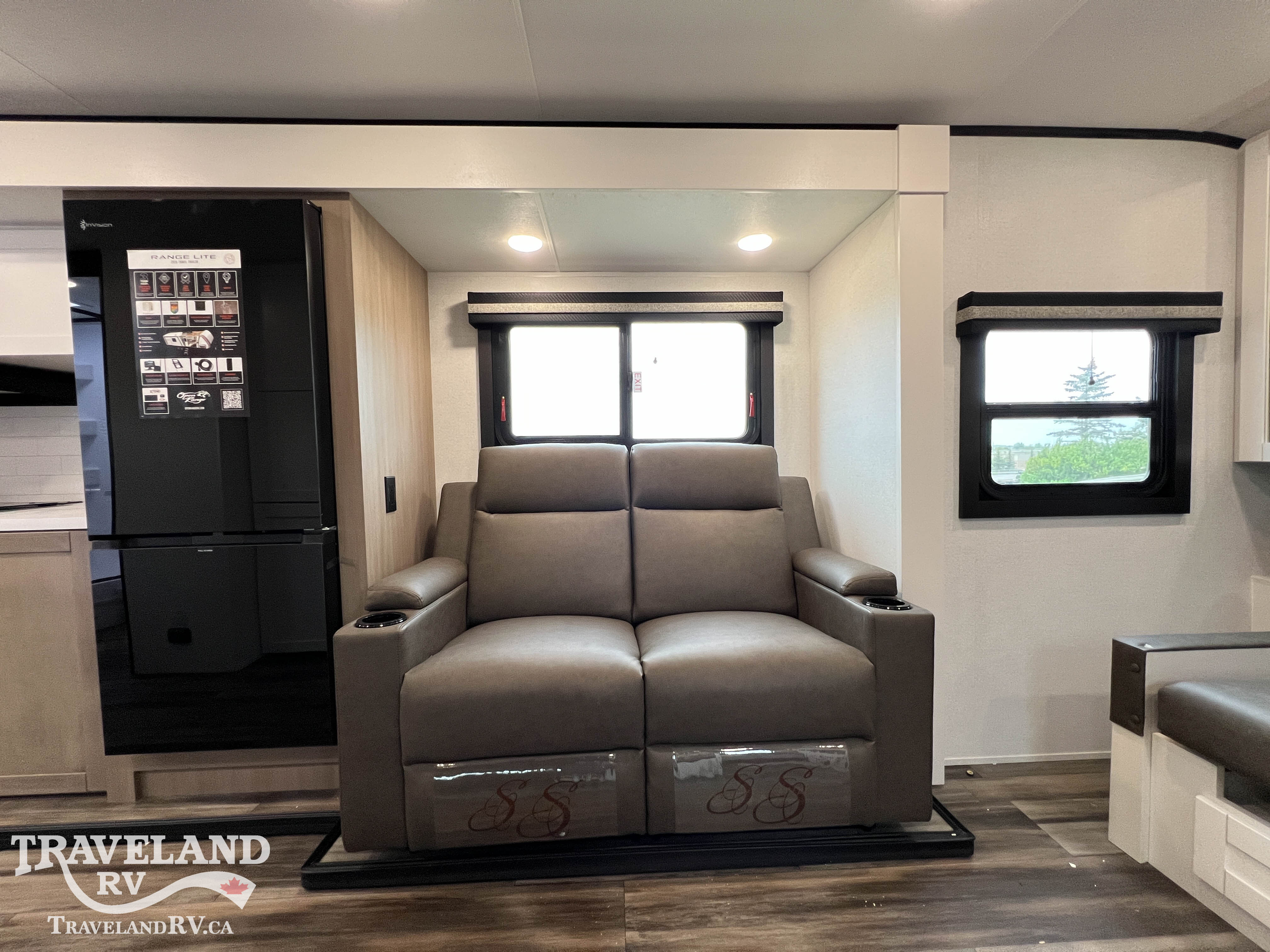 2026 Highland Ridge Range Lite 211RKM - Image 17