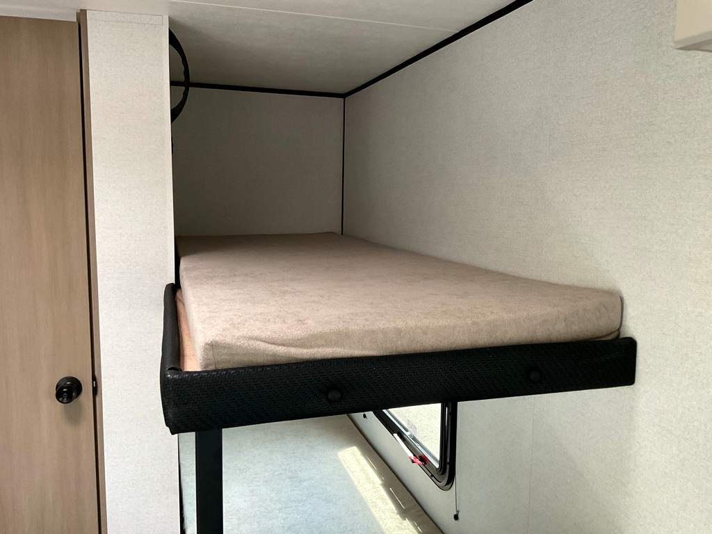 2027 Jayco Jay Feather Air SL 17BHSL - Image 19