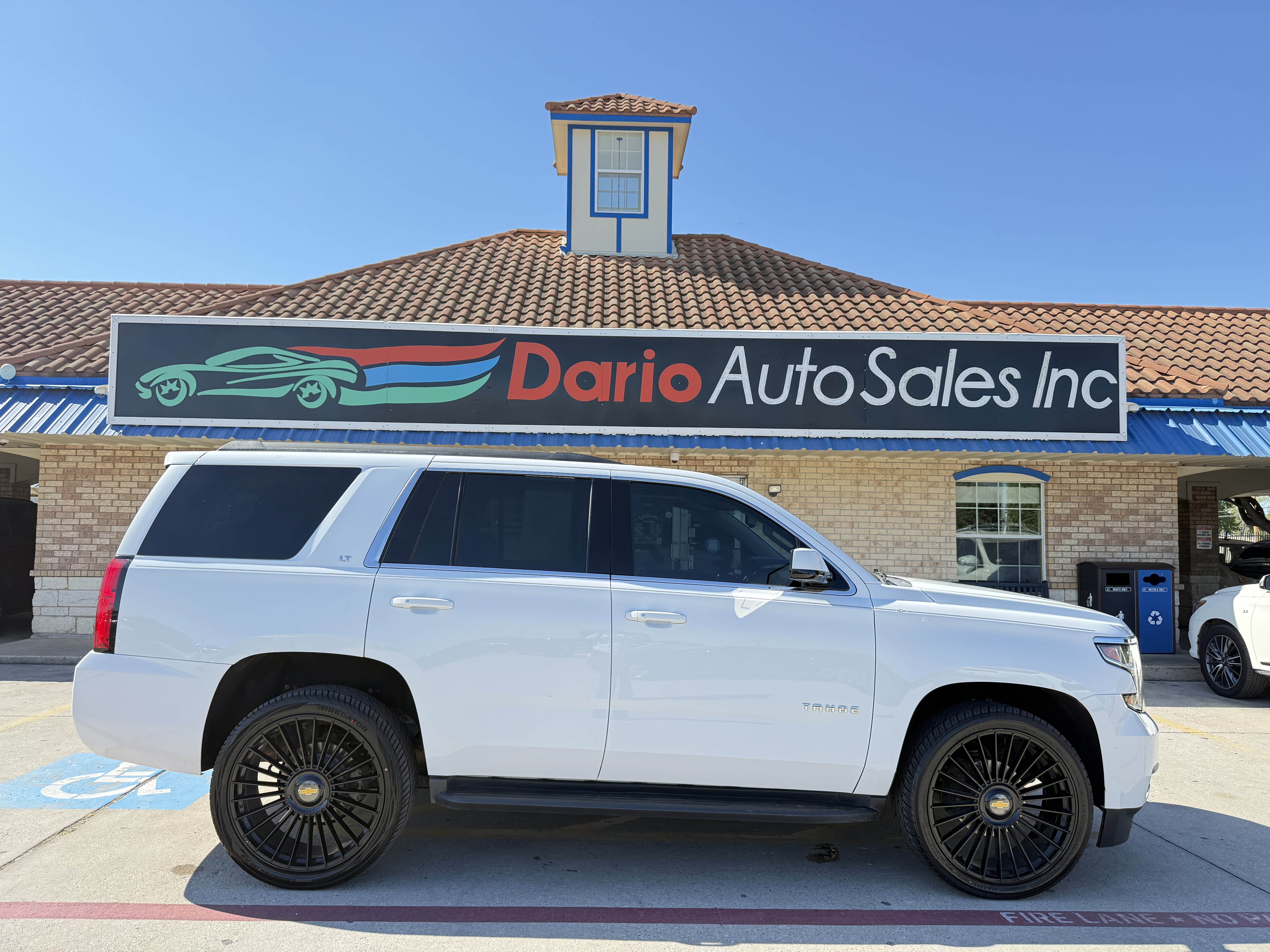 2020 Chevrolet Tahoe Utility 4D LT 4WD - Image 2