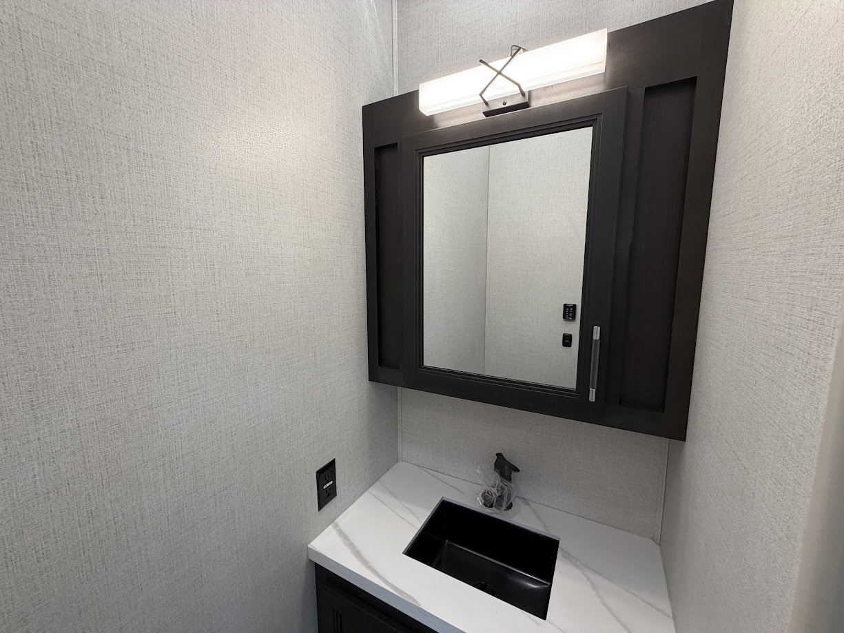 2026 Keystone ALPINE 3710FL - Image 47