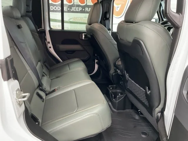 2026 Jeep Gladiator Mojave X 4x4 - Image 31