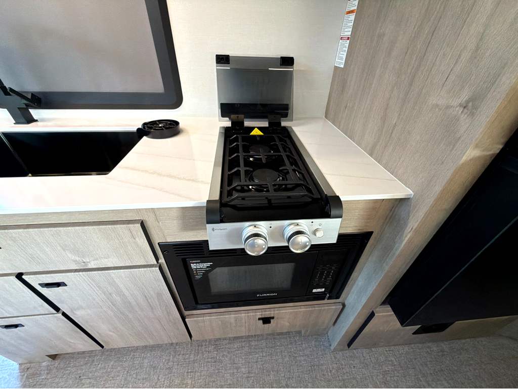 2027 Grand Design Lineage Series M 25FW - Image 23