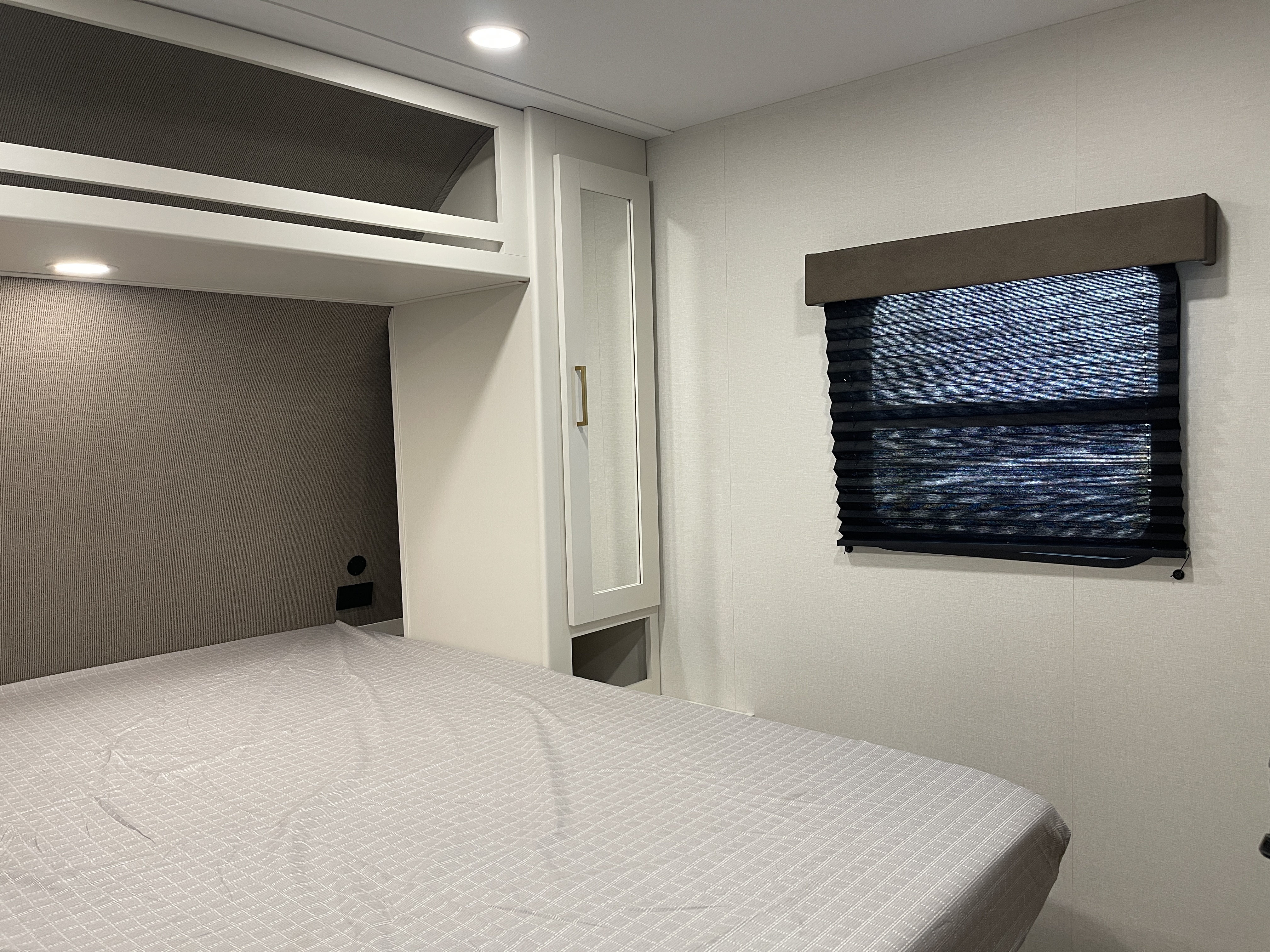 2027 Grand Design Transcend XPLOR 25MLX - Image 21