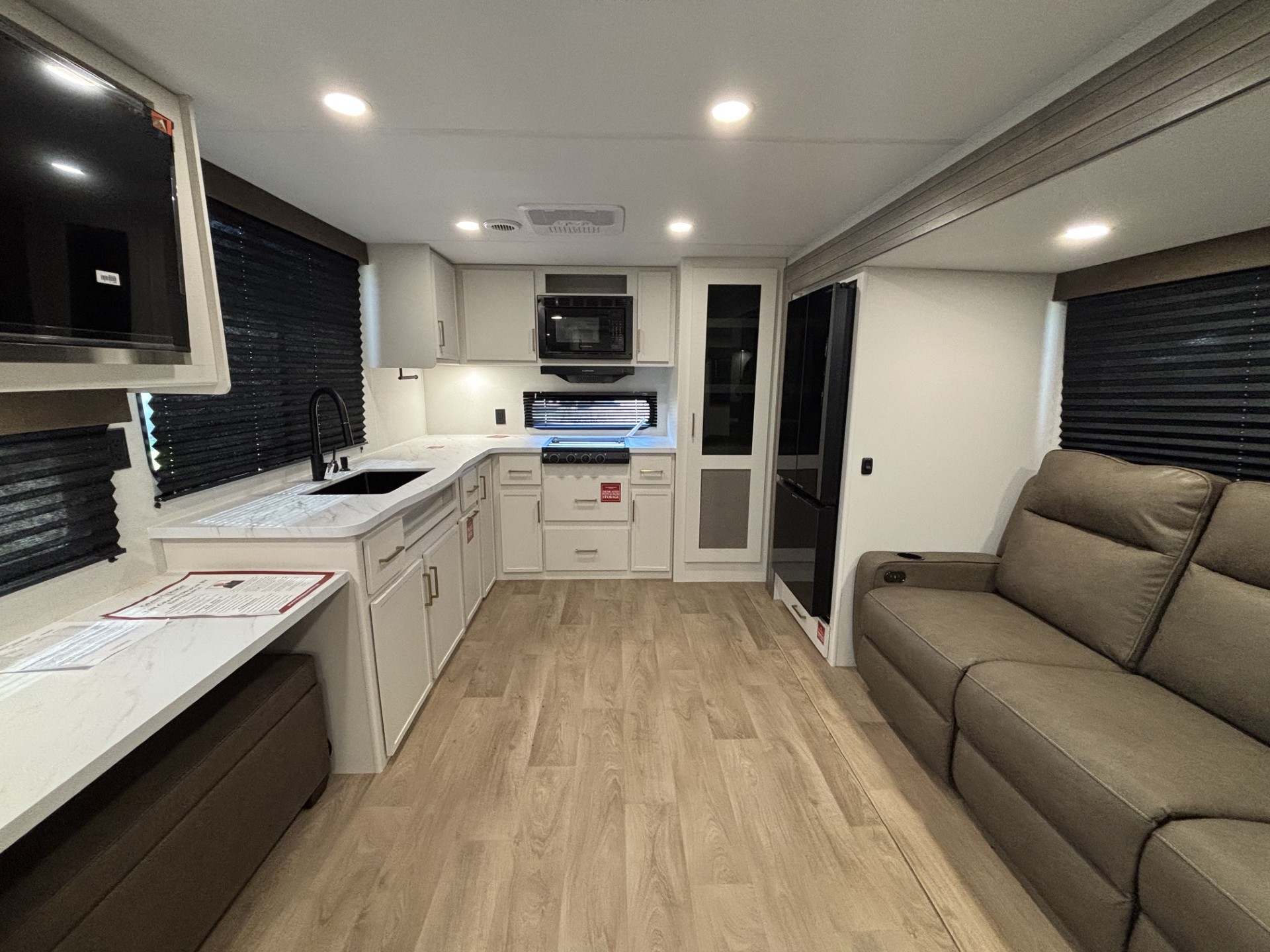 2027 Grand Design Transcend 315RKT - Image 11